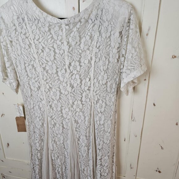 Vintage American Angel 1X White Lace Maxi Dress – Boho Cottagecore - Picture 9 of 10